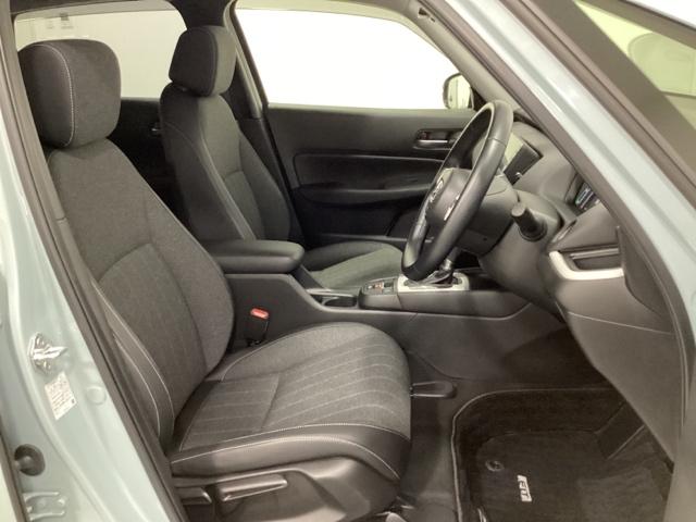 フィット e:HEVホーム 中古スタッドレスタイヤ、純正メモリーナビ、ドライブレコーダー前後装着+ETC付 当社デモカー 前後誤発進抑制機能 クリソナ 助手席エアバッグ 運転席エアバッグ 1オナ アイドリングストップ USB接続(21枚目)