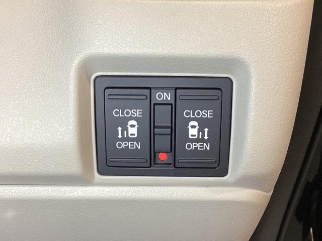 N-BOX ベースグレード 中古スタッドレスタイヤ、純正メモリーナビ、ドライブレコーダー前後装着+ETC付 当社デモカー 衝突軽減システム スマートキ- カーテンエアバック イモビライザー ECOモード 横滑り防止 キーフリー(17枚目)