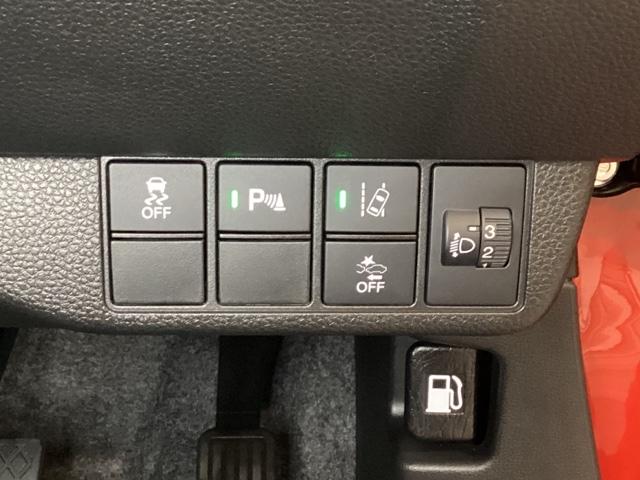 N-ONE オリジナル 光触媒抗菌消臭施工済 Rカメラ パーキングセンサー シ-トヒ-タ- LEDヘッドライト 横滑り防止 サイドエアバッグ エアコン パワーステアリング ABS USB DVD クルーズコントロール ETC(14枚目)