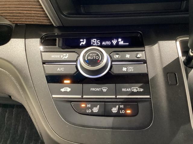 フリード クロスター　当社レンタアップ　光触媒抗菌消臭施工済　ＵＳＢ　バックカメラ　ＬＥＤヘッドライト　両側電動ドア　ＶＳＡ　サイドカーテンエアバック　ＤＶＤ再生　オートクルーズコントロール　スマ－トキ－　シートヒーター（9枚目）