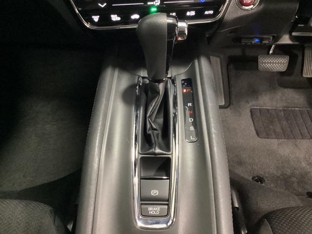 ヴェゼル X ドライブレコーダー前後装備車 光触媒抗菌消臭施工済 追突軽減ブレーキ リアカメラ DVD再生 スマ-トキ- ドラレコ サイドエアバッグ ナビ&TV ETC車載器 パワーウィンドウ ワンセグテレビ PS(8枚目)