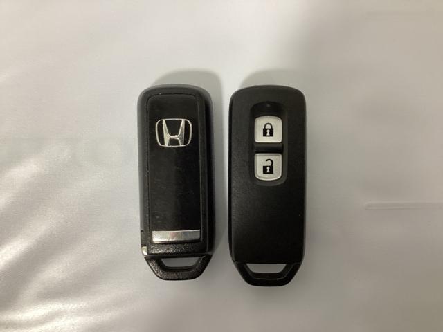 N-WGN G・スタイリッシュパッケージ 光触媒抗菌消臭施工済 Rカメ セキュリティアラーム オートエアコン スマートキープッシュスタート ESC クルーズコントロール ナビTV ベンチシート アイドリングストップ ABS ワンセグ パワステ(12枚目)