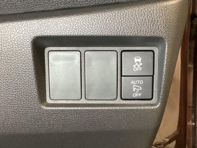 N-WGN G・スタイリッシュパッケージ 光触媒抗菌消臭施工済 Rカメ セキュリティアラーム オートエアコン スマートキープッシュスタート ESC クルーズコントロール ナビTV ベンチシート アイドリングストップ ABS ワンセグ パワステ(13枚目)