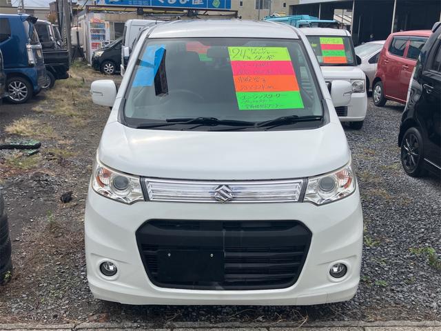 ワゴンＲスティングレー Ｔ　４ＷＤ　ＴＶ　オートライト　ＨＩＤ　スマートキー　アイドリングストップ　電動格納ミラー　シートヒーター　ベンチシート　ターボ　ＣＶＴ　盗難防止システム　ＡＢＳ　ＣＤ　ＤＶＤ再生　ＵＳＢ（12枚目）