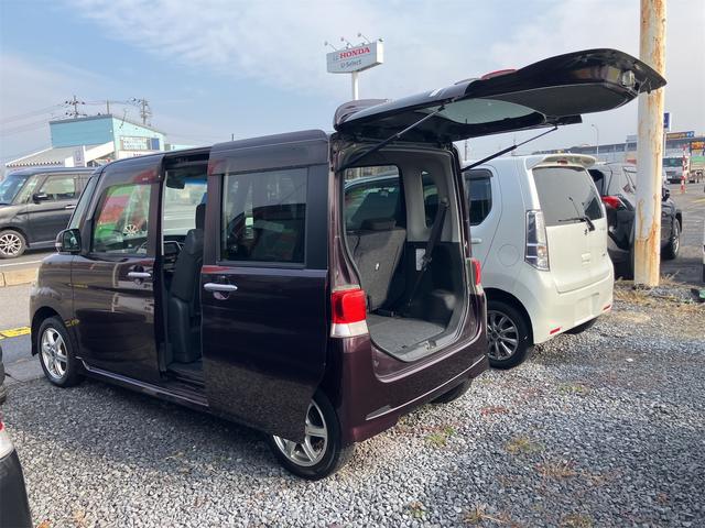 この度は当店のお車をご覧になっていただき、誠にありがとうございます。じっくり現車確認して頂けるよう、ご準備を致します！