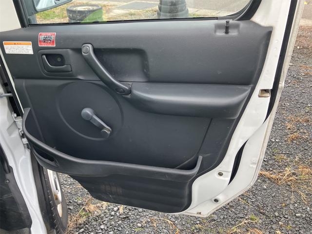 キャリイトラック ＫＣパワステ　４ＷＤ　軽トラック　ＭＴ　パワーステアリング（16枚目）