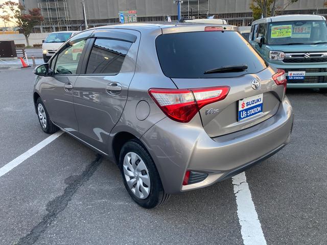 ヴィッツ Ｆ　２ＷＤ　ＣＶＴ　ナビ　バックカメラ　ＥＴＣ　ドラレコ　★初売りご成約特典♪　先着４０台限定で当社指定１０インチナビ本体８０％ＯＦＦ！またはスズキ純正ナビ本体５０％ＯＦＦ！（工賃・付属品は別途頂戴いたします）　下廻り防錆塗装３０％ＯＦＦ　他　★（7枚目）