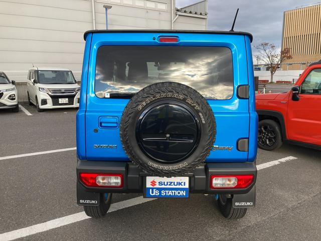 ジムニー ＸＣ　５ＭＴ　パートタイム４ＷＤ　ナビ　ドラレコ　ＥＴＣ　★中古車ご成約時にスズキ安心メンテナンスパックをご加入で、スズキ純正ナビ本体１５％ＯＦＦ！！、またはスズキ純正オプション本体１５％ＯＦＦ！！（工賃・付属品は別途頂戴いたします）★（8枚目）