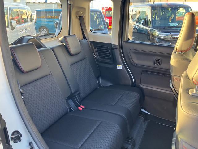 スペーシアカスタム カスタム　ＨＹＢＲＩＤ　ＸＳ　ＭＫ５３Ｓ　２ＷＤ　ＣＶＴ　★中古車ご成約時にスズキ安心メンテナンスパックをご加入で、スズキ純正ナビ本体１５％ＯＦＦ！！、またはスズキ純正オプション本体１５％ＯＦＦ！！（工賃・付属品は別途頂戴いたします）★（12枚目）