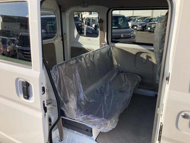 エブリイ PAリミテッド 6型 パートタイム4WD CVT ★中古車ご成約時にスズキ純正ナビ本体50%OFF!、または50台限定で当社指定10インチナビ本体80%OFF!!(工賃・付属品は別途頂戴いたします)★(12枚目)