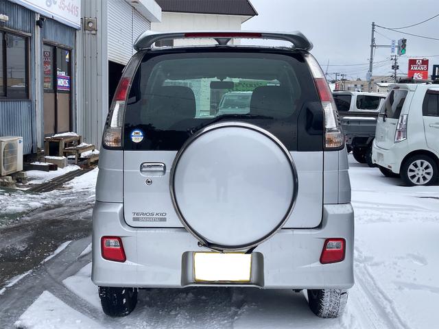 カスタムL 4WD オートマ ワンオーナー車 フォグランプ ワイドバイザー アルミホイール キーレスエントリー(5枚目)