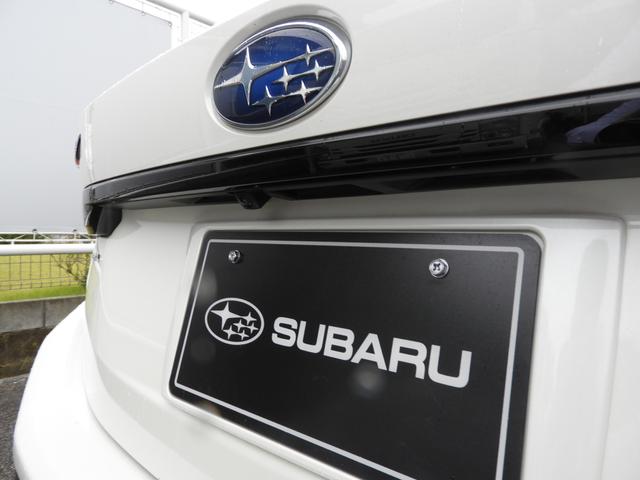 レヴォーグ ＳＴＩ　Ｓｐｏｒｔ　ＥｙｅＳｉｇｈｔ搭載車　新世代アイサイト　左右独立フルオートエアコン　ＬＥＤヘッドランプ　キーレスアクセス＆プッシュスタート（14枚目）