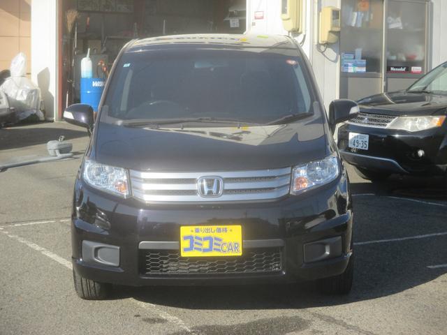 フリードスパイク Ｇ　ジャストセレクション　４ＷＤ車　ディスチャージライト　クルーズコントロール　両側パワースライドドア　社外ナビゲーション　フルＴＶ　バックカメラ　ブルートゥースオーディオ　ＤＶＤ再生　ワイパーデアイサ　社外アルミ　純正ＥＴＣ（2枚目）