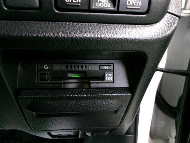 ヴォクシー ハイブリッドＺＳ　煌　衝突被害軽減システム　メモリーナビ　フルセグ　両側電動スライド　ＬＥＤヘッドランプ　アルミホイール　後席モニター　バックカメラ　ドラレコ　スマートキー　オートクルーズコントロール　ＥＴＣ　盗難防止装置（12枚目）