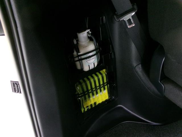 ヴォクシー ハイブリッドＺＳ　煌　衝突被害軽減システム　メモリーナビ　フルセグ　両側電動スライド　ＬＥＤヘッドランプ　アルミホイール　後席モニター　バックカメラ　ドラレコ　スマートキー　オートクルーズコントロール　ＥＴＣ　盗難防止装置（16枚目）