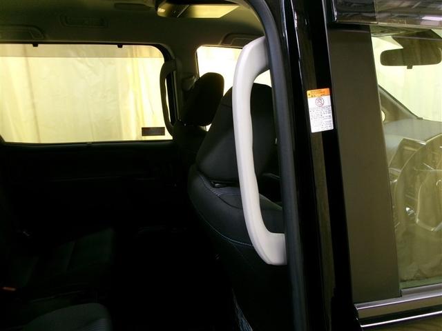 ヴォクシー ＺＳ　煌ＩＩ　４ＷＤ　寒冷地　衝突被害軽減システム　メモリーナビ　フルセグ　両側電動スライド　ＬＥＤヘッドランプ　アルミホイール　後席モニター　バックカメラ　スマートキー　アイドリングストップ　ＥＴＣ　盗難防止装置（27枚目）