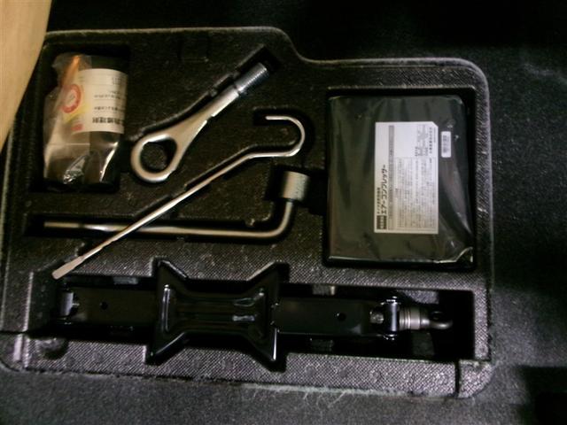 パンク修理キット積み込みです