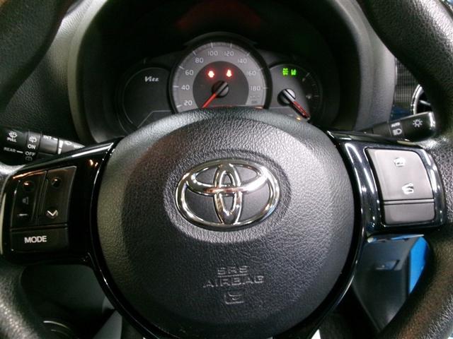 ヴィッツ ジュエラ 4WD 寒冷地 衝突被害軽減システム メモリーナビ ワンセグ LEDヘッドランプ アルミホイール バックカメラ スマートキー ETC 盗難防止装置 キーレス 横滑り防止機能(9枚目)