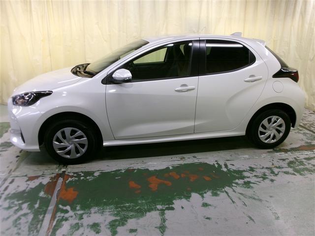 ヤリス Ｘ　４ＷＤ　寒冷地　衝突被害軽減システム　メモリーナビ　バックカメラ　スマートキー　オートクルーズコントロール　ＥＴＣ　盗難防止装置　キーレス　横滑り防止機能（32枚目）