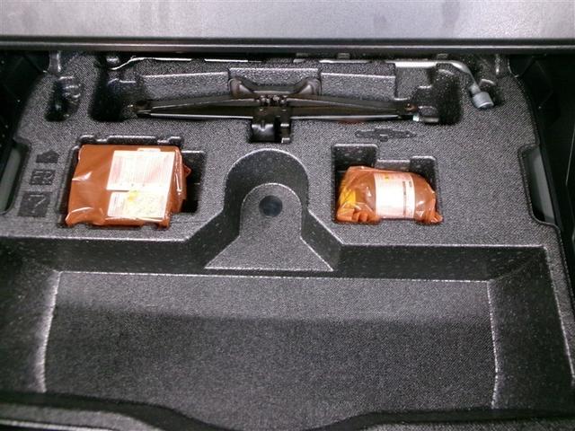 ハリアーハイブリッド Z レザーパッケージ 4WD 寒冷地 衝突被害軽減システム メモリーナビ フルセグ 革シート LEDヘッドランプ アルミホイール バックカメラ ドラレコ スマートキー オートクルーズコントロール ETC 盗難防止装置(17枚目)