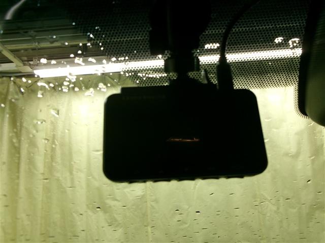 ヴェルファイアハイブリッド Z ゴールデンアイズ 4WD 寒冷地 衝突被害軽減システム メモリーナビ 両側電動スライド LEDヘッドランプ アルミホイール バックカメラ ドラレコ スマートキー オートクルーズコントロール ETC 盗難防止装置(12枚目)