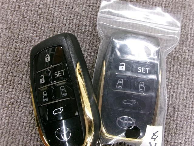 ヴェルファイアハイブリッド Z ゴールデンアイズ 4WD 寒冷地 衝突被害軽減システム メモリーナビ 両側電動スライド LEDヘッドランプ アルミホイール バックカメラ ドラレコ スマートキー オートクルーズコントロール ETC 盗難防止装置(18枚目)