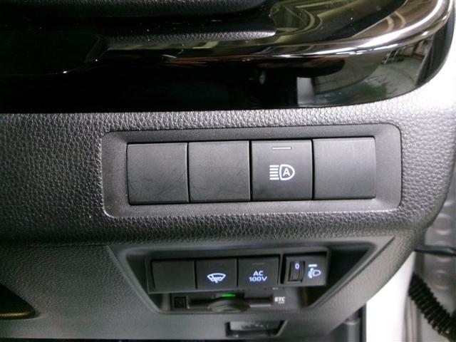 アクア X 4WD 寒冷地 衝突被害軽減システム メモリーナビ LEDヘッドランプ バックカメラ スマートキー オートクルーズコントロール ETC 盗難防止装置 キーレス 横滑り防止機能 ハイブリッド(9枚目)