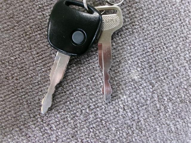 エブリイ ＰＡリミテッド　４ＷＤ　衝突被害軽減システム　５速マニュアル　ドラレコ　盗難防止装置　キーレス　横滑り防止機能（18枚目）