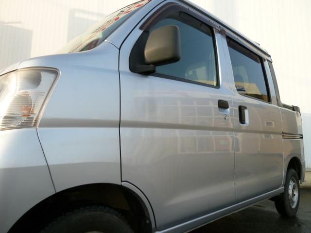 デッキバンG 切替式4WD オートマ ワンオーナー 車検令和5年11月 令和3年ディーラー車検整備記録簿 取説&メンテノート有 キーレス 集中ドアロック エアコン パワーウィンド プライバシーガラス ABS CD(3枚目)