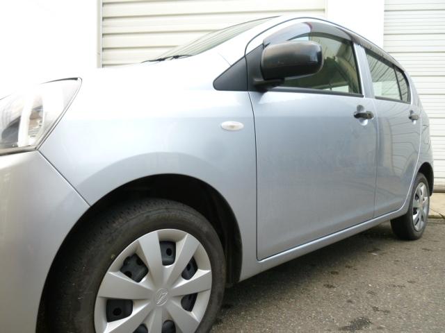 ミライース Lf 4WD 寒冷地 ワンオーナー エコアイドル リヤヒーターダクト 社外CD/USB/AUX リバース連動リヤワイパー アンバー照明デジタルメーター 可倒式リヤシート パワードアロック 両側バニティミラー(3枚目)