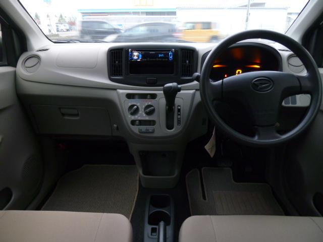 ミライース Lf 4WD 寒冷地 ワンオーナー エコアイドル リヤヒーターダクト 社外CD/USB/AUX リバース連動リヤワイパー アンバー照明デジタルメーター 可倒式リヤシート パワードアロック 両側バニティミラー(11枚目)