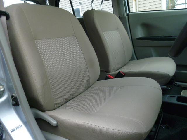 ミライース Lf 4WD 寒冷地 ワンオーナー エコアイドル リヤヒーターダクト 社外CD/USB/AUX リバース連動リヤワイパー アンバー照明デジタルメーター 可倒式リヤシート パワードアロック 両側バニティミラー(18枚目)