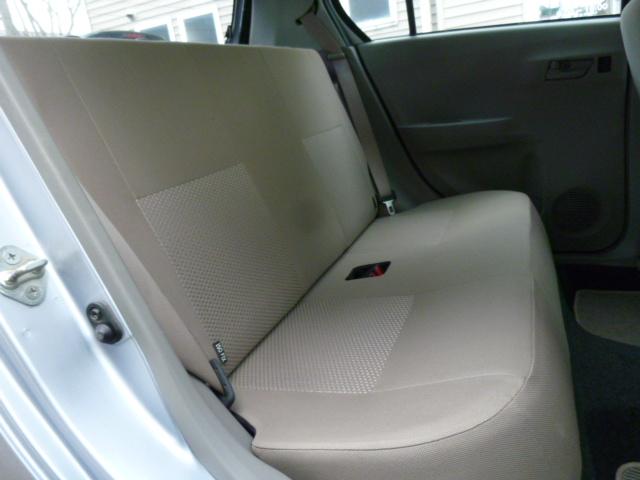 ミライース Lf 4WD 寒冷地 ワンオーナー エコアイドル リヤヒーターダクト 社外CD/USB/AUX リバース連動リヤワイパー アンバー照明デジタルメーター 可倒式リヤシート パワードアロック 両側バニティミラー(20枚目)