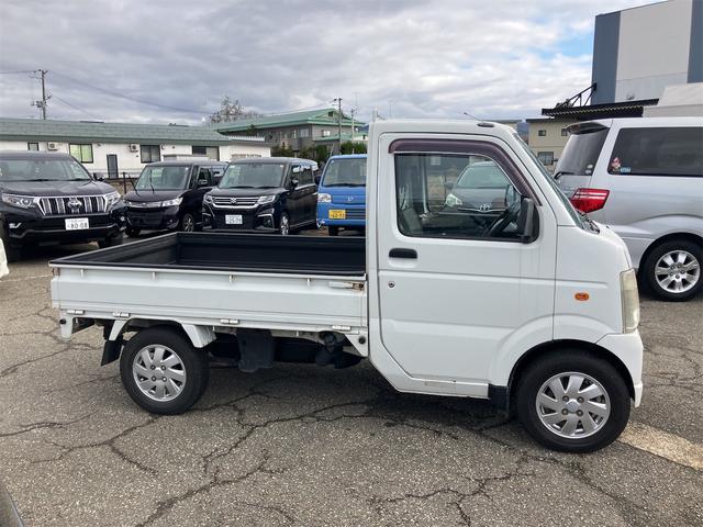 キャリイトラック 4WD MT アルミホイール エアコン パワーステアリング CD MD(4枚目)