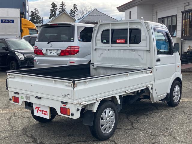 キャリイトラック 4WD MT アルミホイール エアコン パワーステアリング CD MD(6枚目)