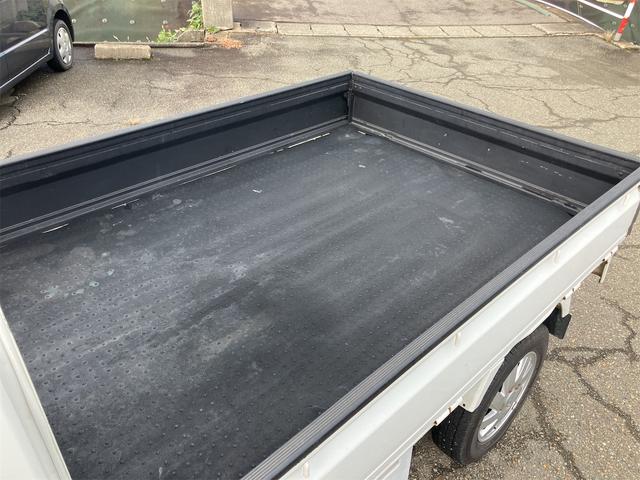 キャリイトラック 4WD MT アルミホイール エアコン パワーステアリング CD MD(13枚目)