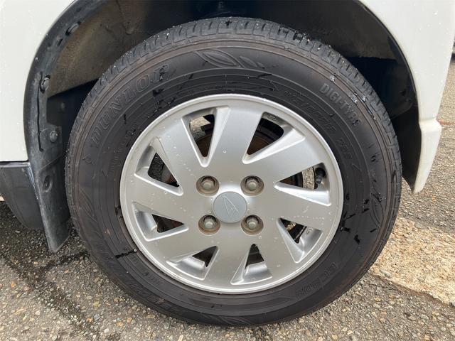 キャリイトラック 4WD MT アルミホイール エアコン パワーステアリング CD MD(16枚目)