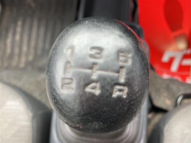 キャリイトラック 4WD MT アルミホイール エアコン パワーステアリング CD MD(48枚目)