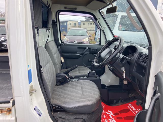 キャリイトラック 4WD MT アルミホイール エアコン パワーステアリング CD MD(55枚目)