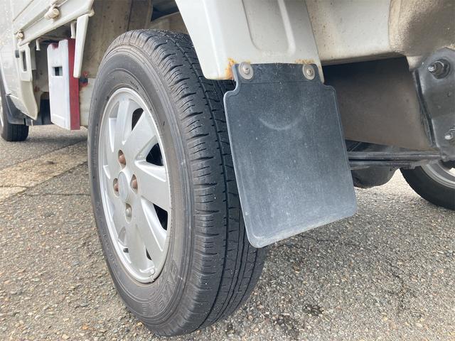 キャリイトラック 4WD MT アルミホイール エアコン パワーステアリング CD MD(68枚目)