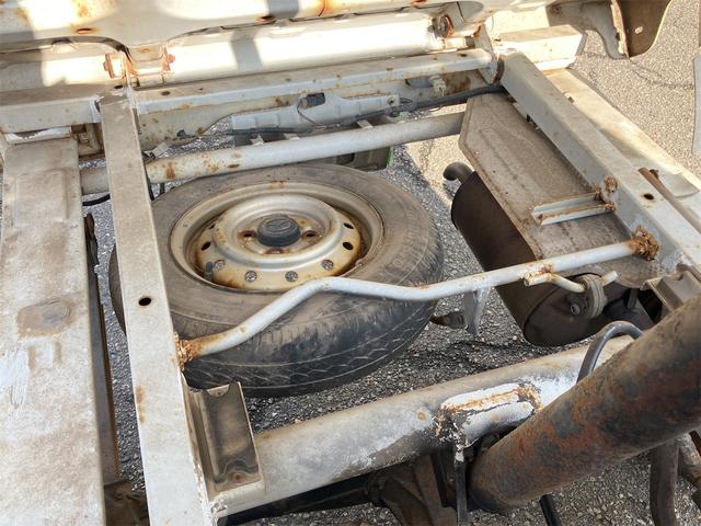 キャリイトラック ダンプ　４ＷＤ　ＭＴ　エアコン　運転席エアバッグ（17枚目）