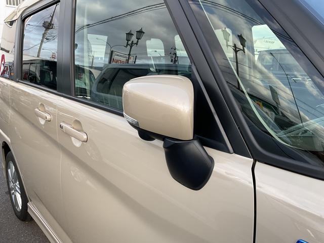 ソリオ ＨＹＢＲＩＤ　ＭＺ　２型　４ＷＤ　全方位モニタ付きナビ　両側リア電動スライドドア　アダプティブオートクルーズ　衝突被害軽減システム　横滑り防止機能　アイドリングストップ　プッシュスタート　オートエアコン　シートヒーター（37枚目）