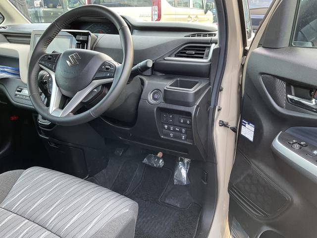 ソリオ ＨＹＢＲＩＤ　ＭＺ　２型　４ＷＤ　全方位モニタ付きナビ　両側リア電動スライドドア　アダプティブオートクルーズ　衝突被害軽減システム　横滑り防止機能　アイドリングストップ　プッシュスタート　オートエアコン　シートヒーター（53枚目）