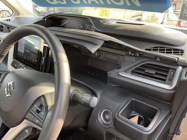 ソリオ ＨＹＢＲＩＤ　ＭＺ　２型　４ＷＤ　全方位モニタ付きナビ　両側リア電動スライドドア　アダプティブオートクルーズ　衝突被害軽減システム　横滑り防止機能　アイドリングストップ　プッシュスタート　オートエアコン　シートヒーター（62枚目）