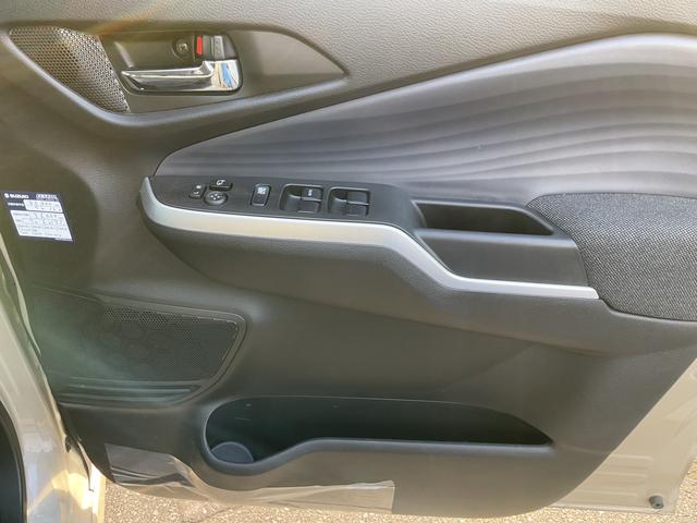 ソリオ ＨＹＢＲＩＤ　ＭＺ　２型　４ＷＤ　全方位モニタ付きナビ　両側リア電動スライドドア　アダプティブオートクルーズ　衝突被害軽減システム　横滑り防止機能　アイドリングストップ　プッシュスタート　オートエアコン　シートヒーター（64枚目）