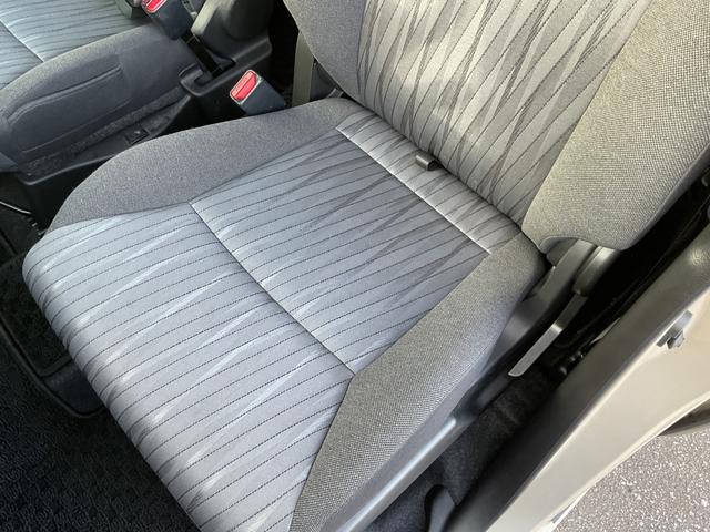 ソリオ ＨＹＢＲＩＤ　ＭＺ　２型　４ＷＤ　全方位モニタ付きナビ　両側リア電動スライドドア　アダプティブオートクルーズ　衝突被害軽減システム　横滑り防止機能　アイドリングストップ　プッシュスタート　オートエアコン　シートヒーター（69枚目）