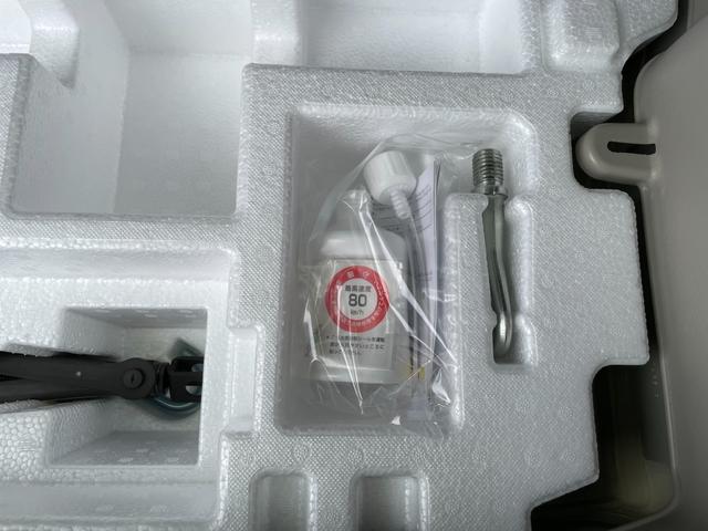 アルトラパン Ｘ　５型　４ＷＤ　バックモニタ付ディスプレイオーディオ　衝突被害軽減システム　横滑り防止機能　アイドリングストップ　プッシュスタート　オートエアコン　シートヒーター　オートライト（52枚目）