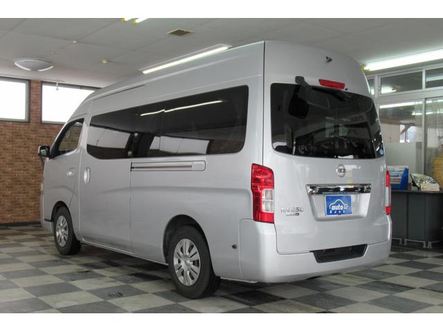 8ナンバーキャンピング ビークル製ブロス 禁煙車 FFファンヒーター インバーター 外部電源 走行充電 冷蔵庫 2段ベット Wエアコン リヤヒーター SDナビフルセグBカメラ(6枚目)