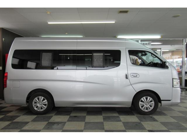8ナンバーキャンピング ビークル製ブロス 禁煙車 FFファンヒーター インバーター 外部電源 走行充電 冷蔵庫 2段ベット Wエアコン リヤヒーター SDナビフルセグBカメラ(34枚目)