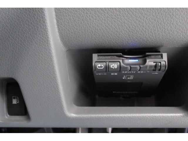 8ナンバーキャンピング ビークル製ブロス 禁煙車 FFファンヒーター インバーター 外部電源 走行充電 冷蔵庫 2段ベット Wエアコン リヤヒーター SDナビフルセグBカメラ(52枚目)